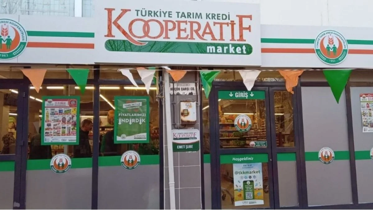Raflarda Büyük Değişim! Tarım Kredi Tüm Şubelerde Fiyatları Düşürüyor